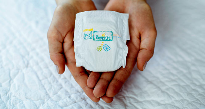 pampers preemie nappies